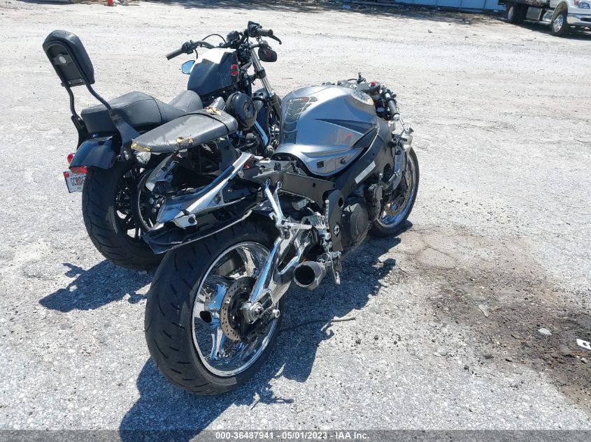 2006 SUZUKI GSX-R1000 - JS1GT76A062111198