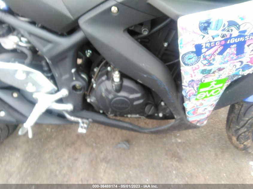 2015 YAMAHA YZFR3 MH3RH06Y2FK004286
