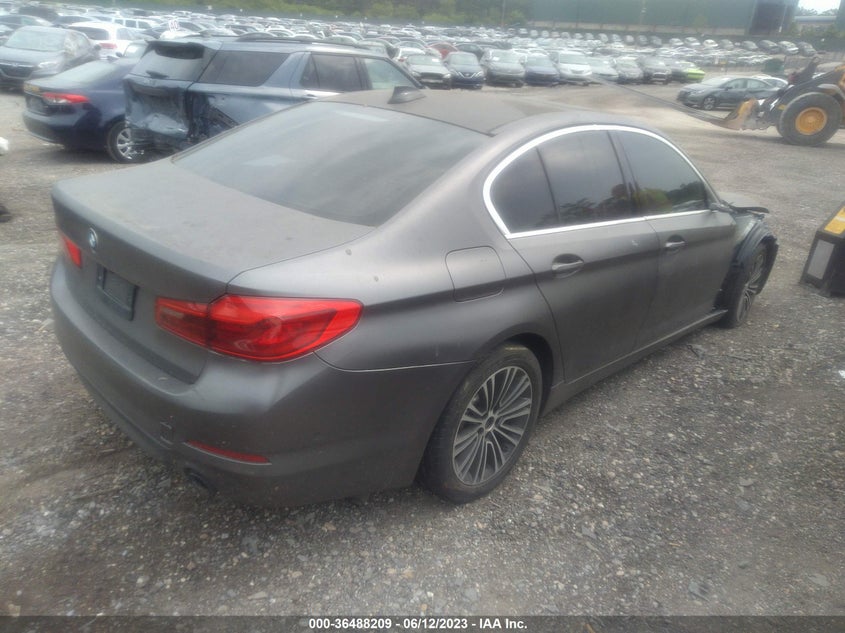 VIN WBAJR7C03LCD98984 2020 BMW 5 SERIES 530I XDRIVE