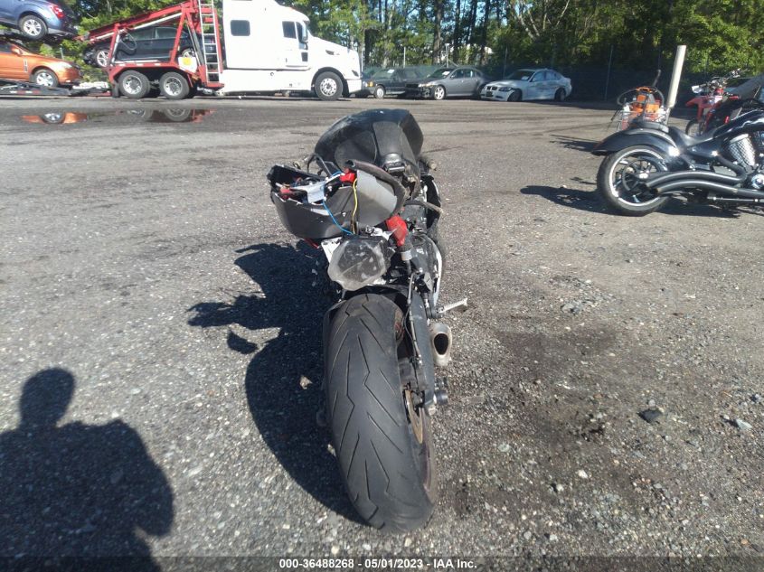 2015 TRIUMPH MOTORCYCLE DAYTONA 675R ABS SMTA02YKXFJ681228