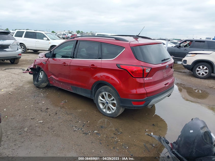 VIN 1FMCU0HD2KUB56508 2019 FORD ESCAPE SEL