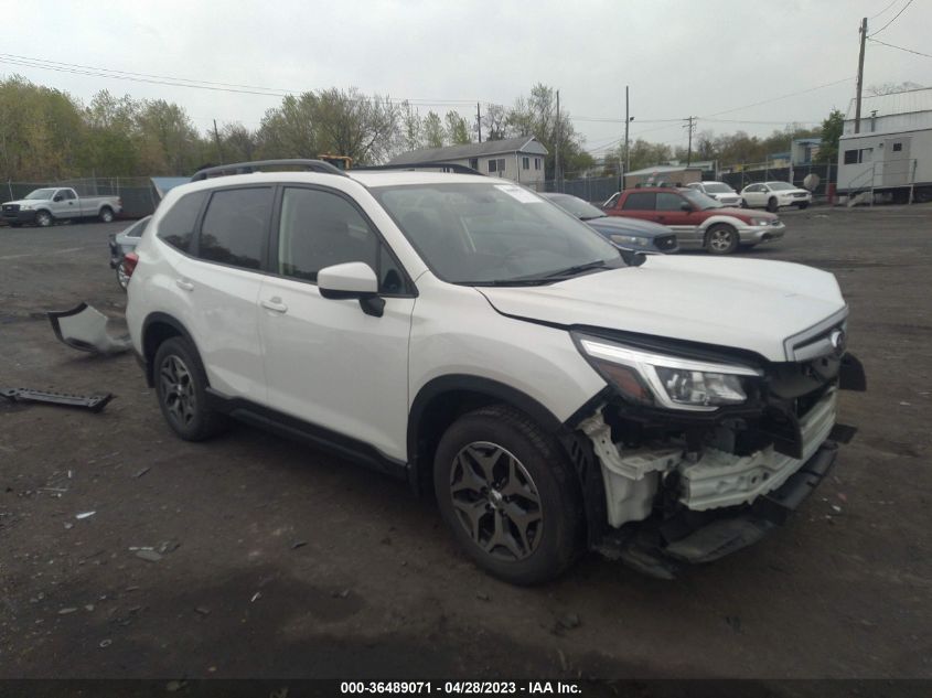 2019 SUBARU FORESTER PREMIUM - JF2SKAGC4KH592520