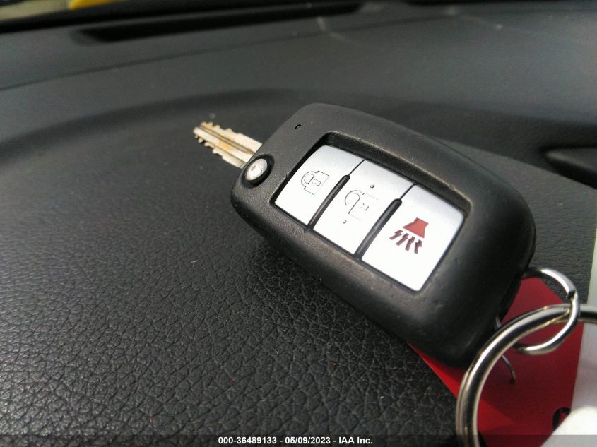 2017 NISSAN ROGUE S - KNMAT2MV3HP551040