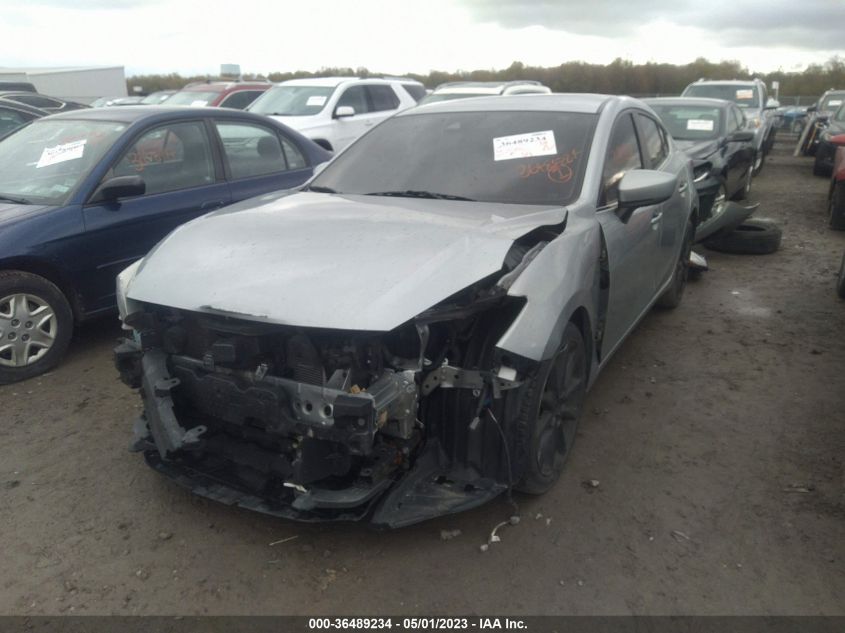 2018 MAZDA MAZDA3 4-DOOR TOURING 3MZBN1V32JM206225