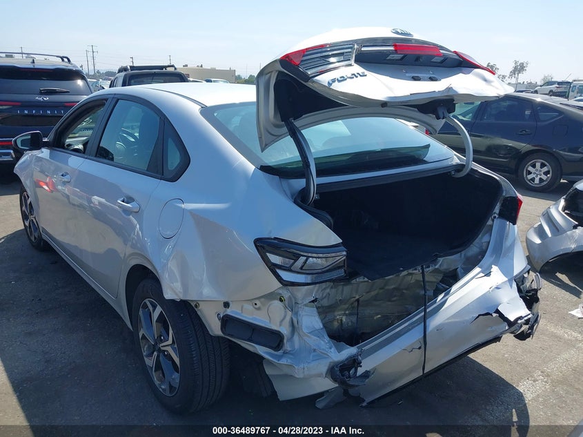 VIN 3KPF24AD3ME368554 2021 KIA FORTE LXS