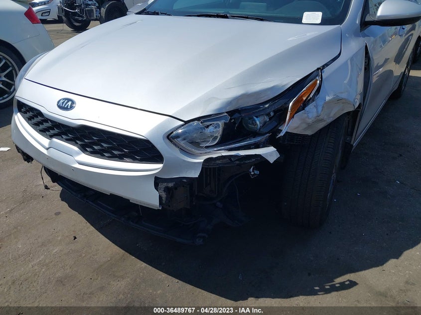 VIN 3KPF24AD3ME368554 2021 KIA FORTE LXS
