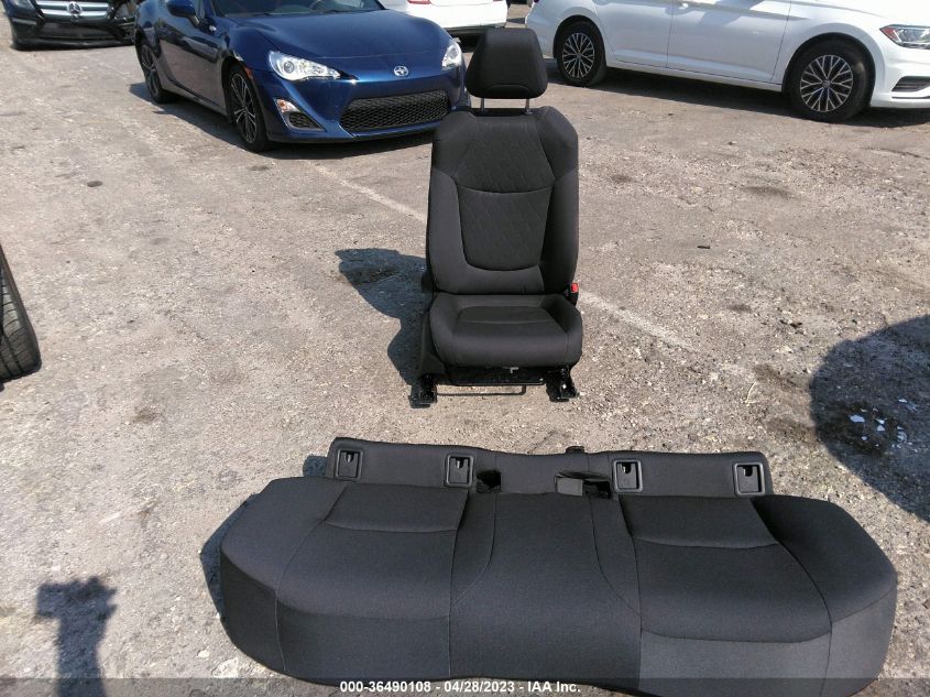 2022 TOYOTA COROLLA CROSS LE - 7MUBAAAG2NV021739
