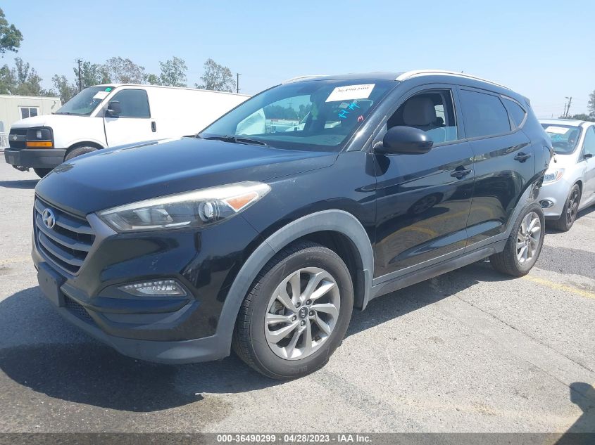 2016 HYUNDAI TUCSON SE - KM8J33A41GU028483