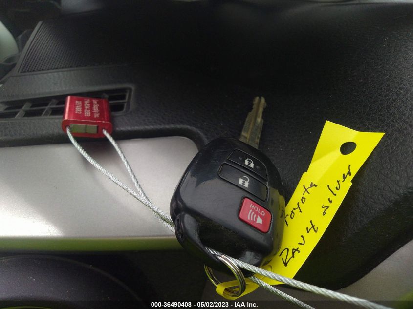 2016 TOYOTA RAV4 LE - 2T3BFREV1GW486596