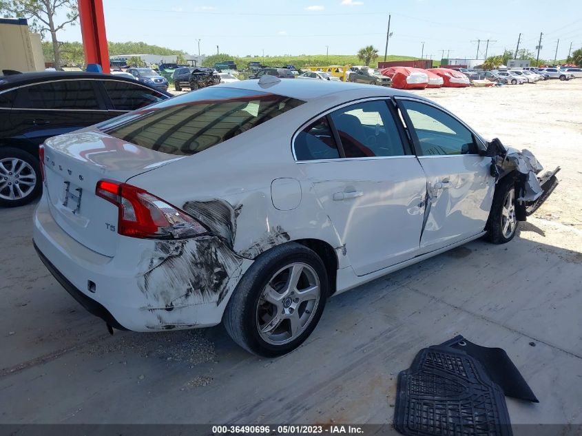 2013 VOLVO S60 T5 - YV1612FS7D2182926