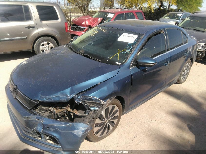 2016 VOLKSWAGEN JETTA SEDAN HYBRID SEL PREMIUM - 3VW637AJ2GM365429