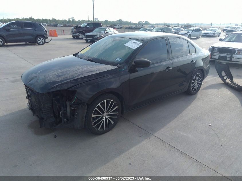 2015 VOLKSWAGEN JETTA SEDAN 1.8T SPORT - 3VWD17AJ3FM428050