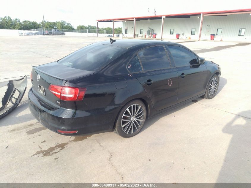 2015 VOLKSWAGEN JETTA SEDAN 1.8T SPORT - 3VWD17AJ3FM428050