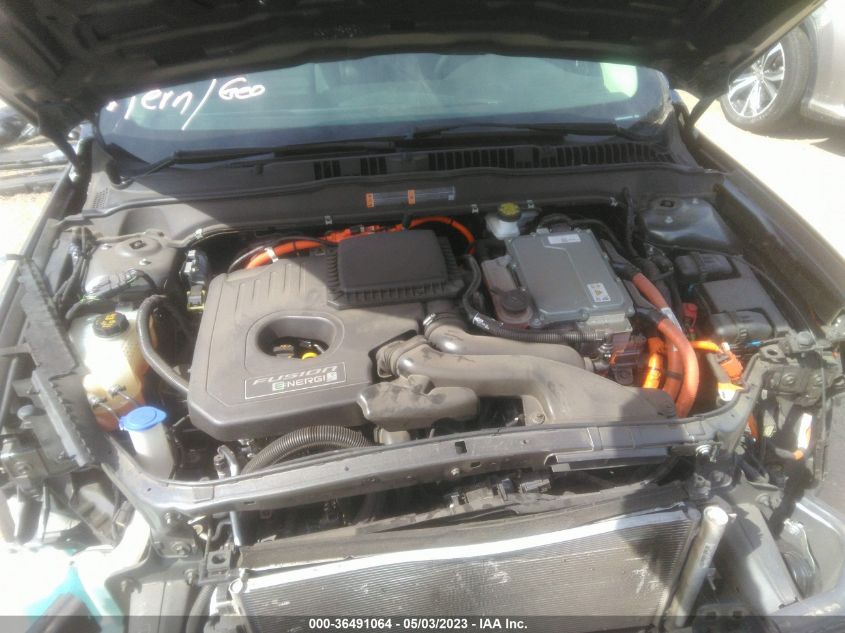 2018 FORD FUSION ENERGI SE - 3FA6P0PU4JR274551