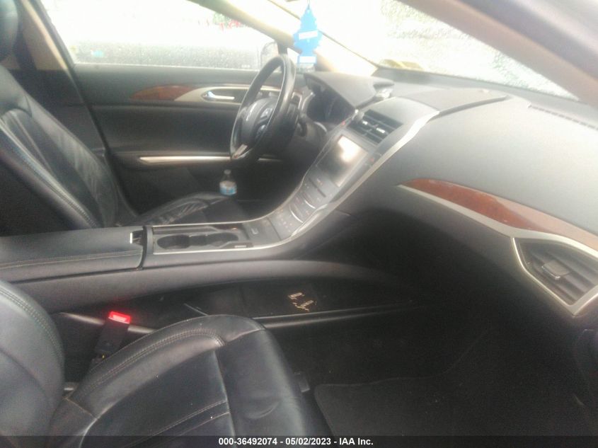 2016 LINCOLN MKZ - 3LN6L2J94GR631303