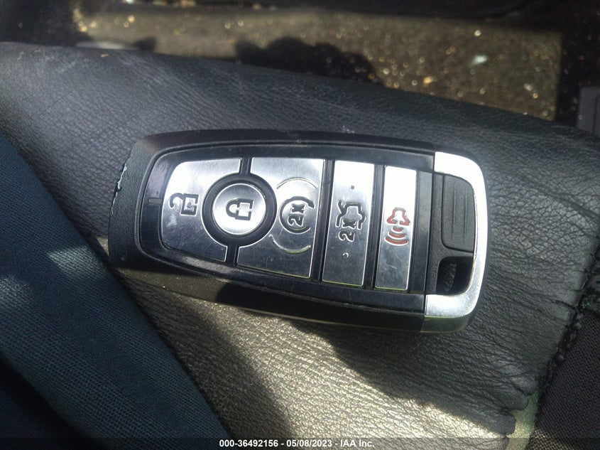 VIN 3FA6P0D98JR236272 2018 FORD FUSION TITANIUM