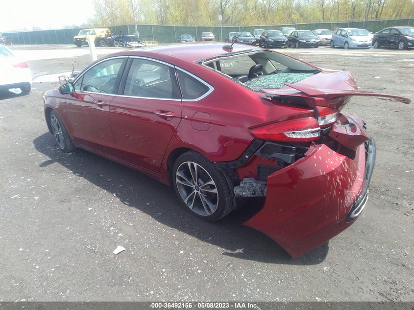 VIN 3FA6P0D98JR236272 2018 FORD FUSION TITANIUM