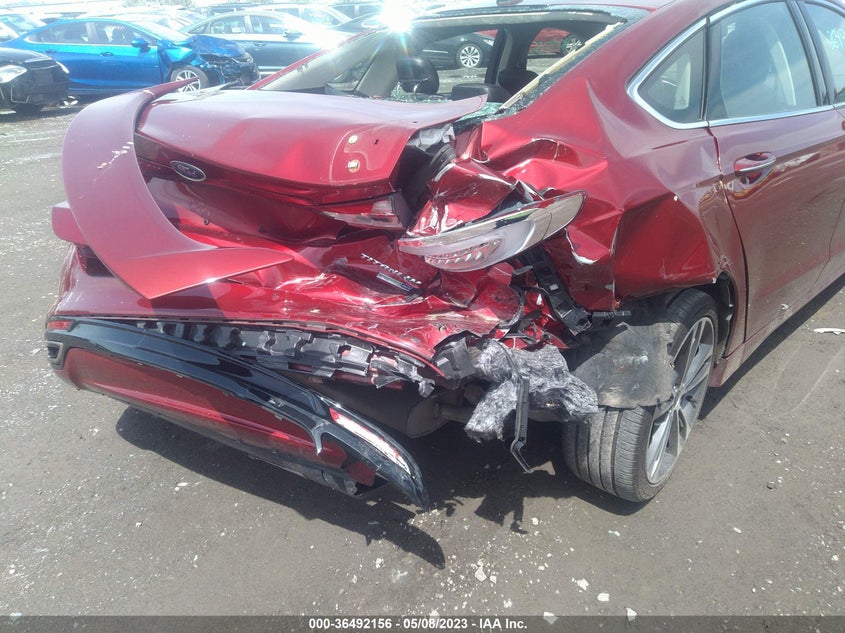 VIN 3FA6P0D98JR236272 2018 FORD FUSION TITANIUM