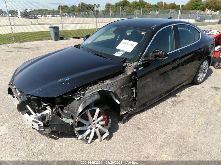 VIN ZARFAEDN3J7580353 2018 ALFA ROMEO GIULIA