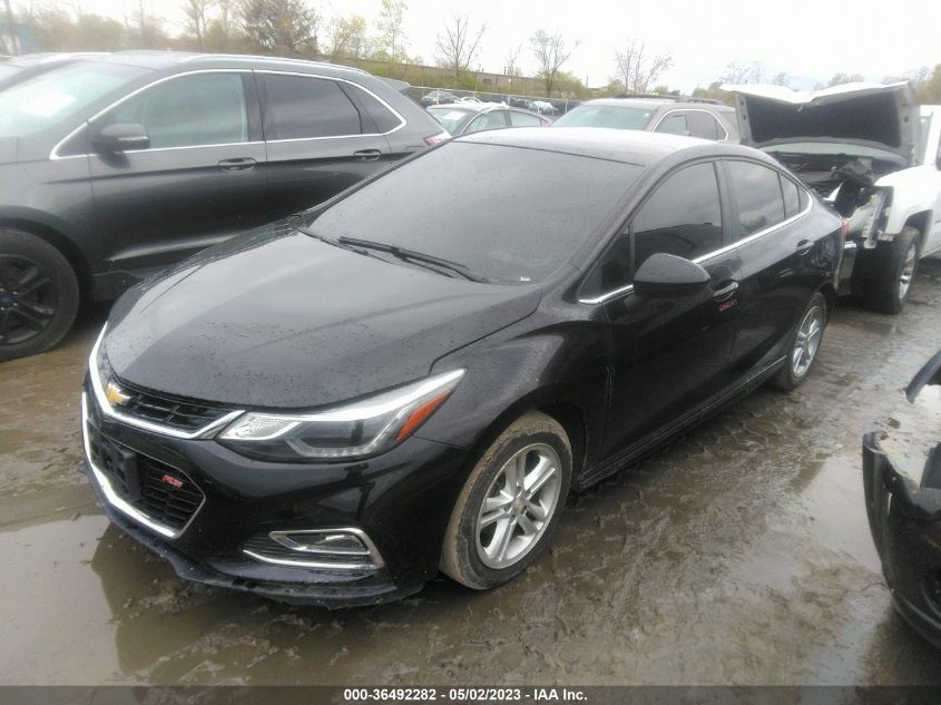 2018 CHEVROLET CRUZE LT - 1G1BE5SM6J7184627