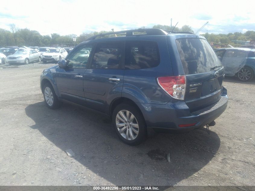 2013 SUBARU FORESTER 2.5X PREMIUM - JF2SHACC6DH414115