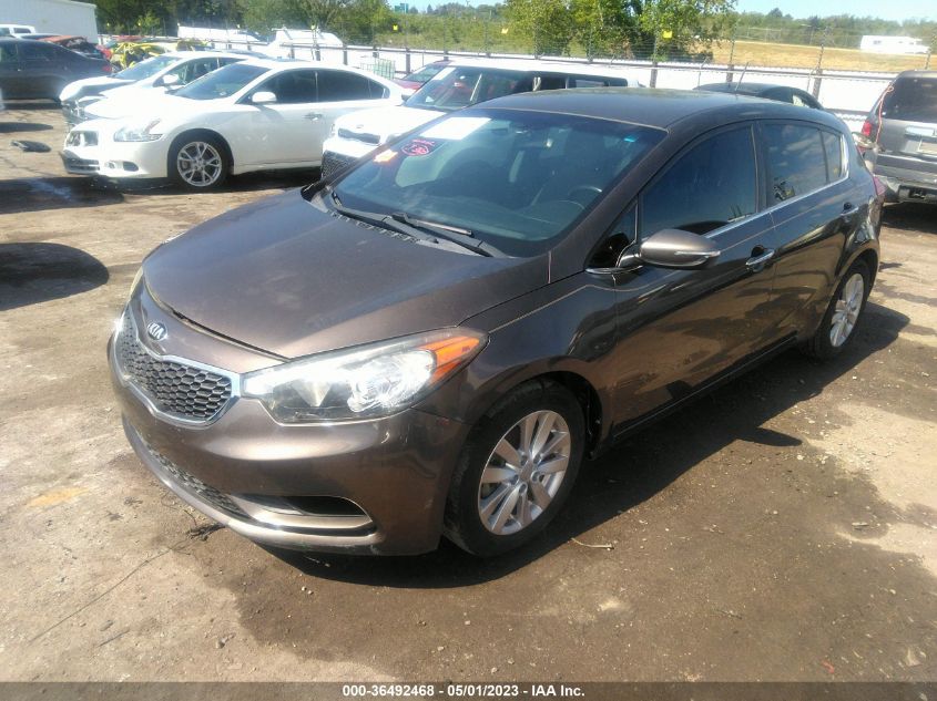 2015 KIA FORTE 5-DOOR EX - KNAFX5A80F5338143