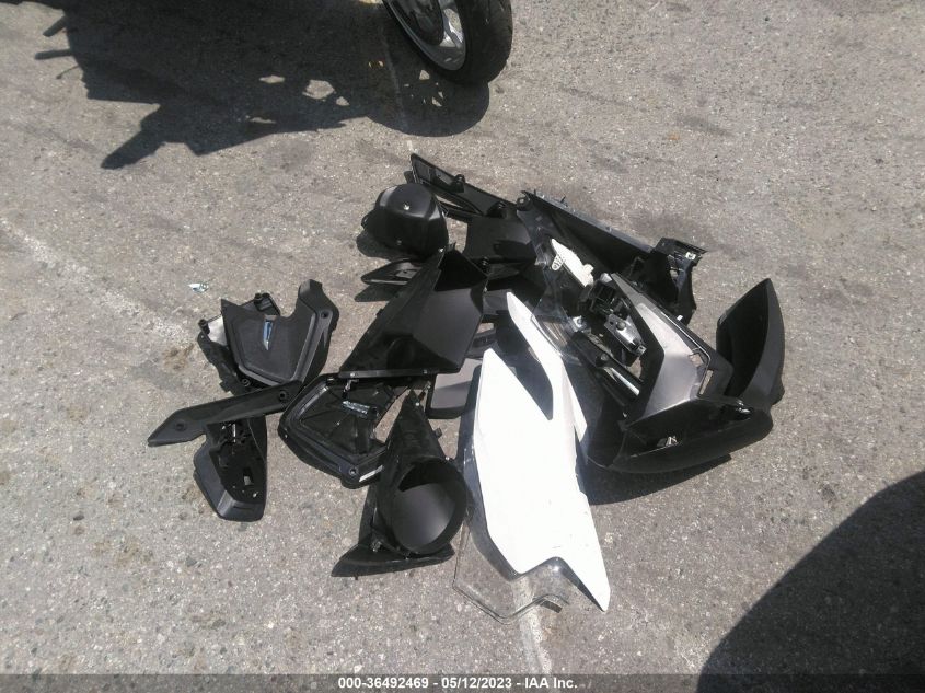 2022 BMW R 1250 RT - WB10L0308N6F72666