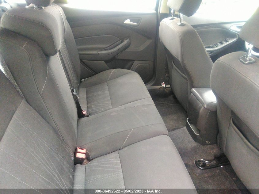 2015 FORD FOCUS SE - 1FADP3K24FL339340