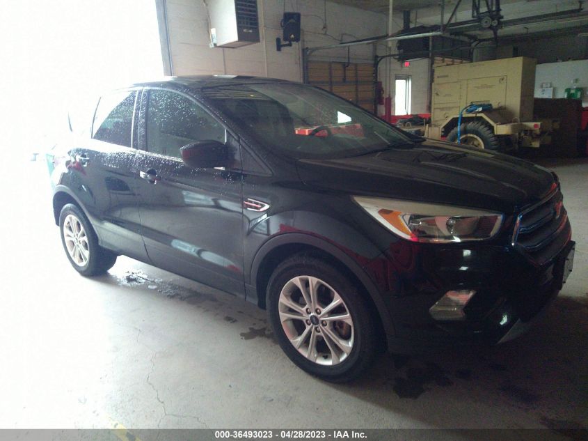 2017 FORD ESCAPE SE - 1FMCU9GD0HUA26404