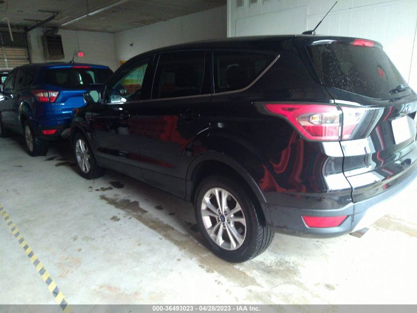 2017 FORD ESCAPE SE - 1FMCU9GD0HUA26404