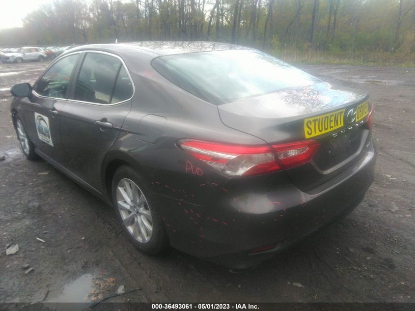 2018 TOYOTA CAMRY LE/SE/XLE/L - 4T1B11HK8JU090828