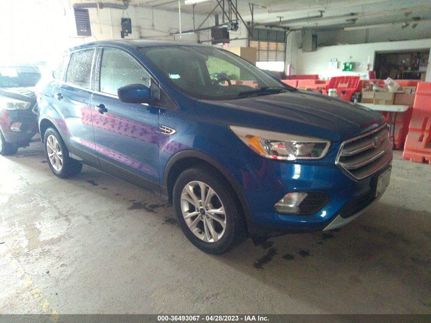 2017 FORD ESCAPE SE - 1FMCU9GDXHUA41217