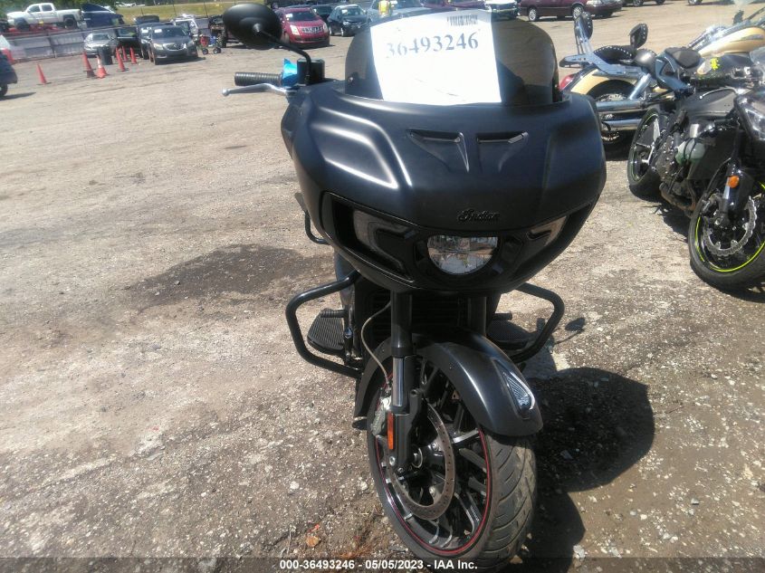 2021 INDIAN MOTORCYCLE CO. CHALLENGER DARK HORSE 56KLCDRR2M3402114