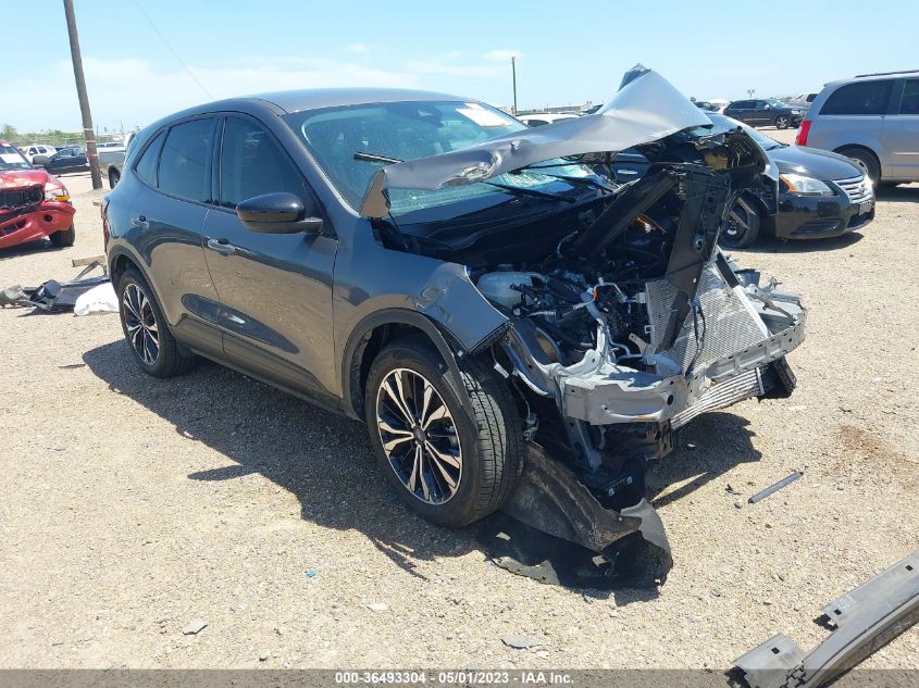 2022 FORD ESCAPE SE - 1FMCU0G65NUB87663
