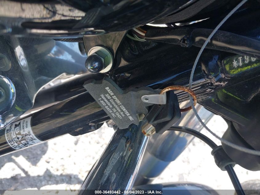 2010 HARLEY-DAVIDSON FLSTF 1HD1BX513AB038061