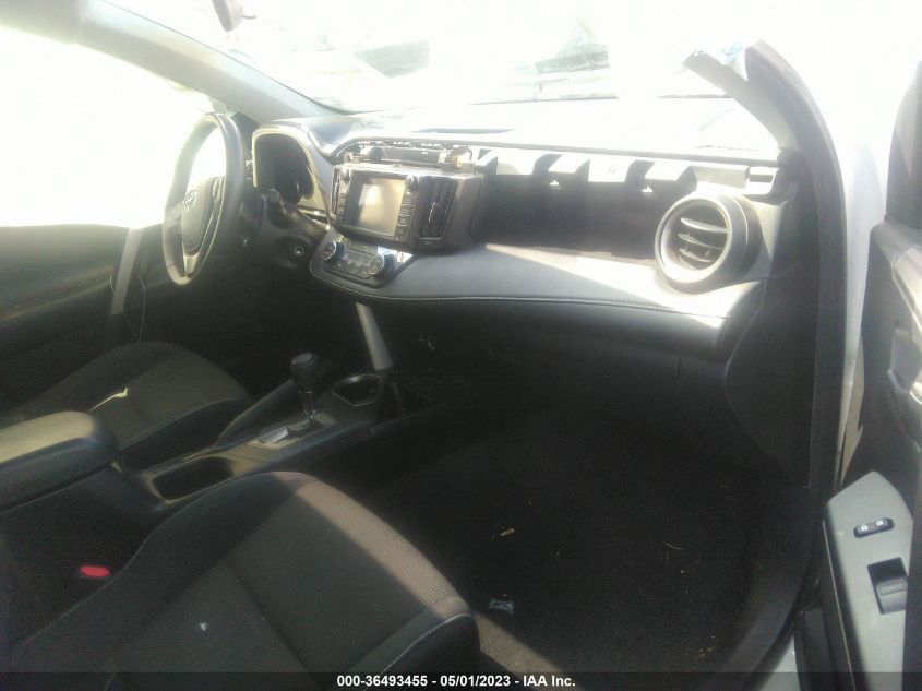 2016 TOYOTA RAV4 XLE - JTMWFREV2GJ065471