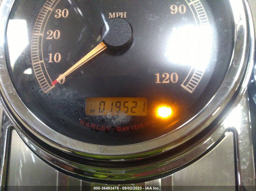 2011 HARLEY-DAVIDSON FLHRC 1HD1FRM17BB665400