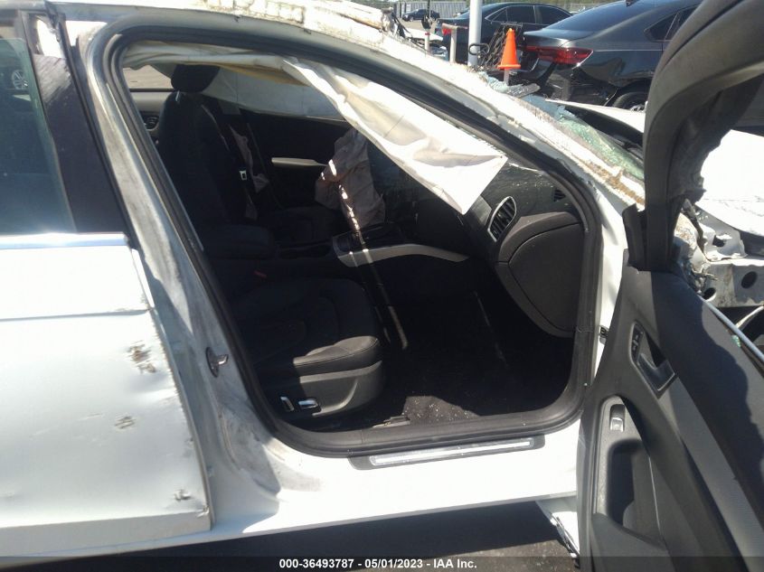 2013 AUDI A4 PREMIUM PLUS - WAUEFAFL4DA042924