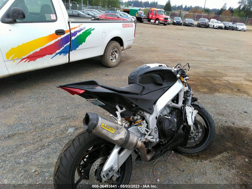 2015 APRILIA RSV4 R ZD4RKUA40FS000544