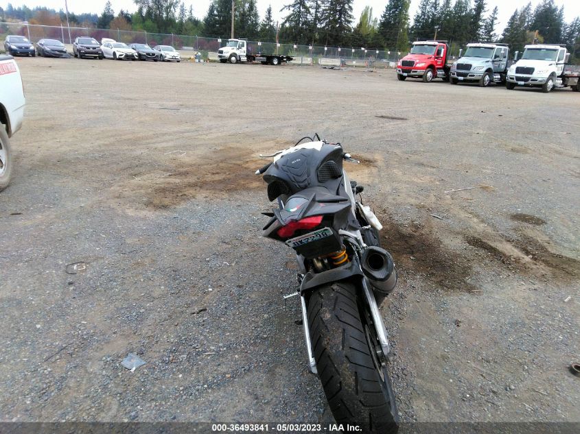 2015 APRILIA RSV4 R ZD4RKUA40FS000544