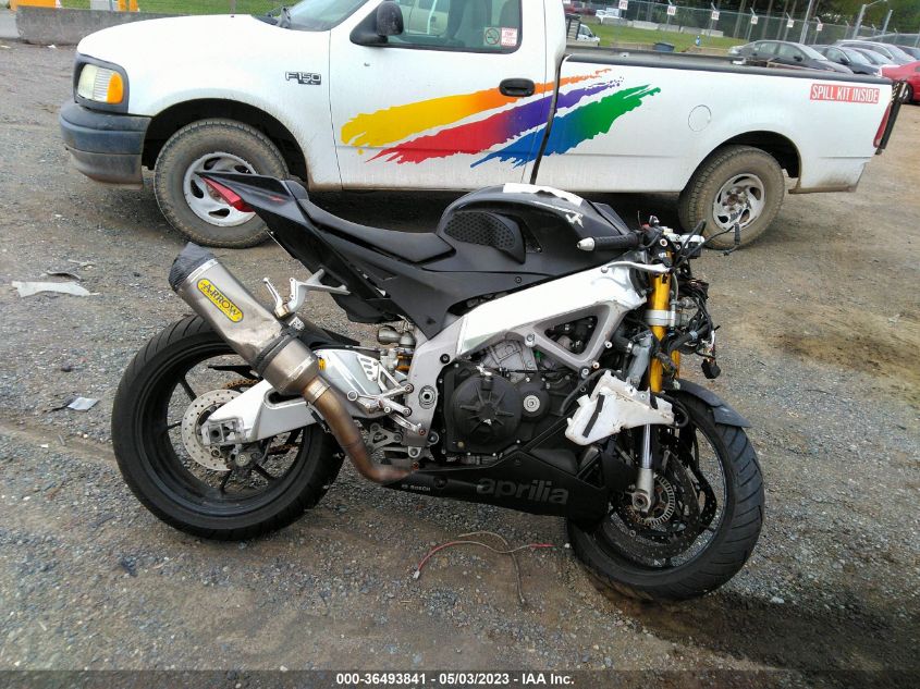 2015 APRILIA RSV4 R ZD4RKUA40FS000544