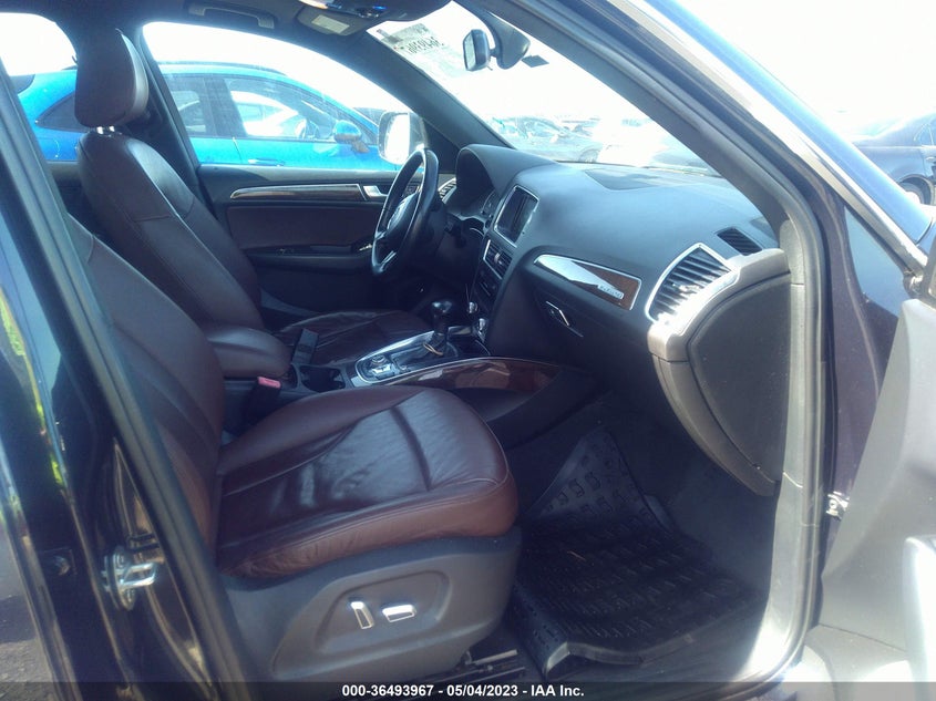 VIN WA1C2AFP4HA085880 2017 AUDI Q5 PREMIUM