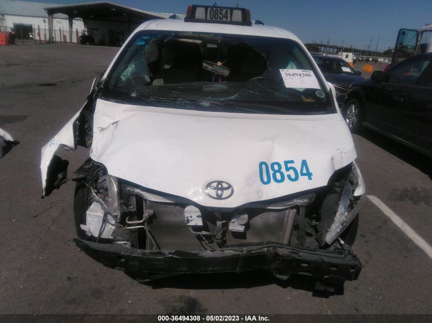 2015 TOYOTA SIENNA LE - 5TDKK3DCXFS624855