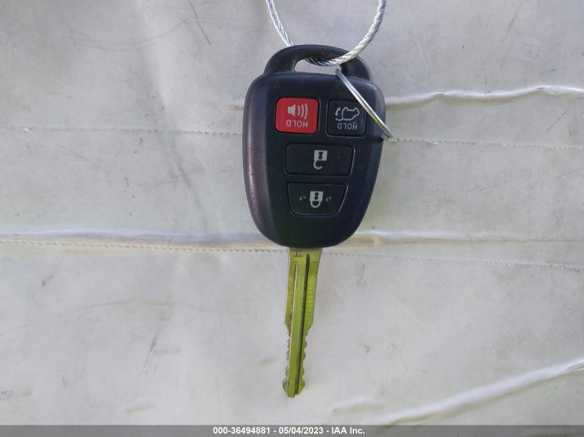 VIN JTMRFREV0HJ130509 2017 TOYOTA RAV4 XLE