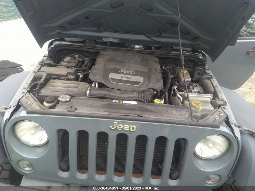 2014 JEEP WRANGLER UNLIMITED SPORT - 1C4HJWDG8EL263742