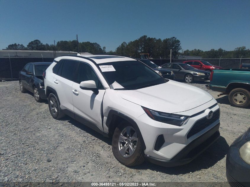 2022 TOYOTA RAV4 XLE - 2T3W1RFV3NC208313