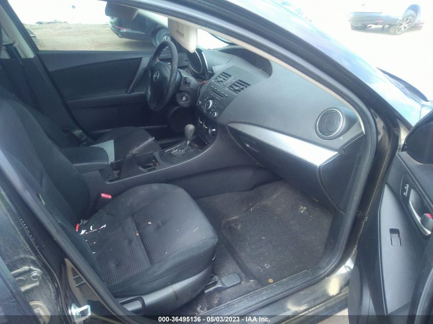 2013 MAZDA MAZDA3 I SV - JM1BL1TG8D1743309