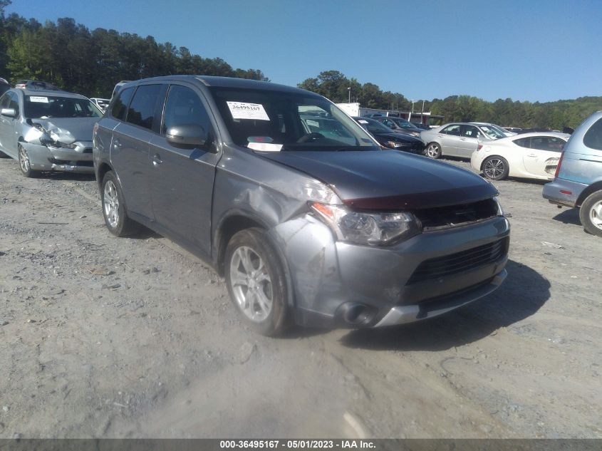 2015 MITSUBISHI OUTLANDER SE - JA4AD3A38FZ013273