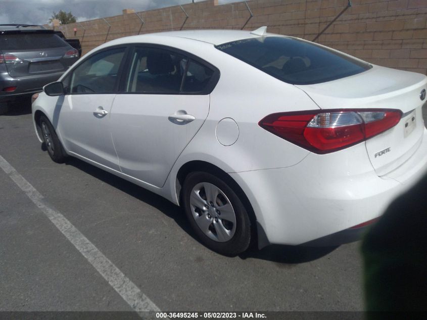 2016 KIA FORTE LX - KNAFK4A65G5492811