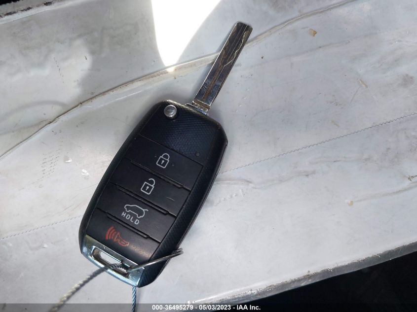 2015 KIA SOUL + - KNDJP3A53F7114537
